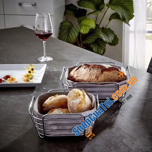 Giỏ bánh mì Blomus Delara.