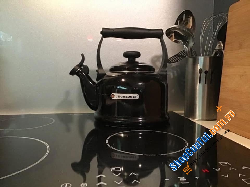 ẤM ĐUN NƯỚC LE CREUSET DEMI 1,1L.