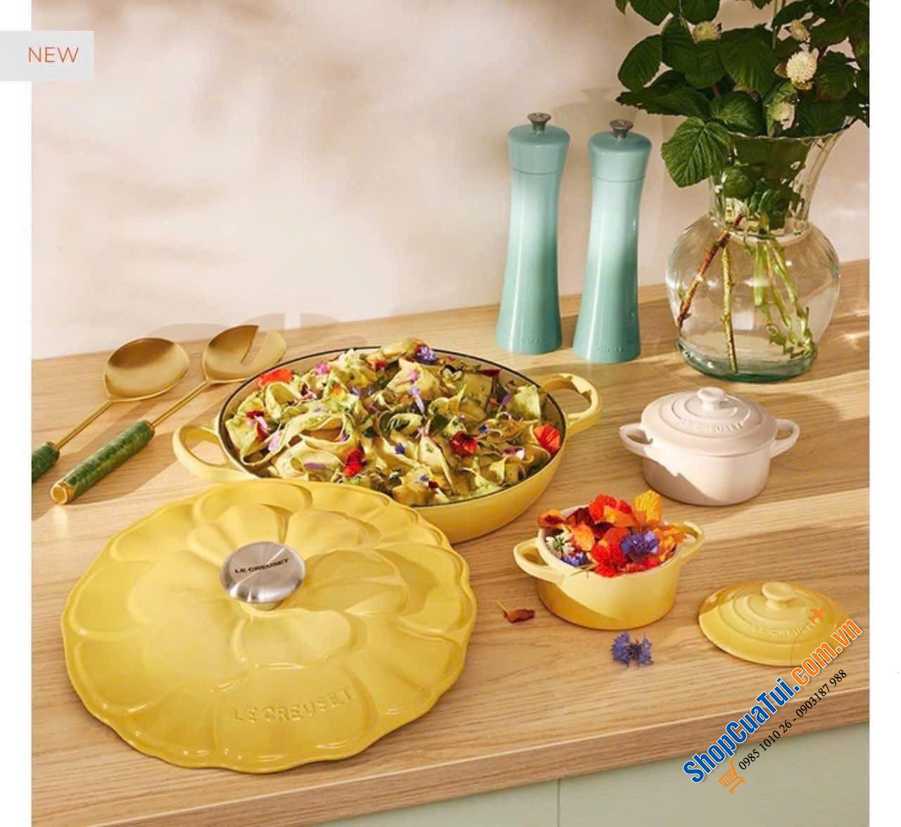 NỒI CHẢO TRÁNG MEN LE CREUSET HOA HẢI QUỲ (cúc la mã) 26cm - màu vàng - Le Creuset Signature Cast Iron 2.25-quart Honey Petal Braiser
