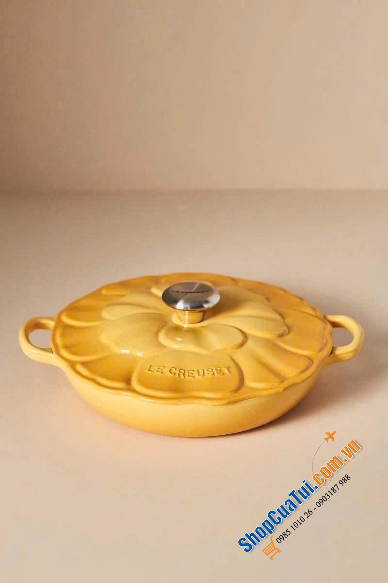 NỒI CHẢO TRÁNG MEN LE CREUSET HOA HẢI QUỲ (cúc la mã) 26cm - màu vàng - Le Creuset Signature Cast Iron 2.25-quart Honey Petal Braiser