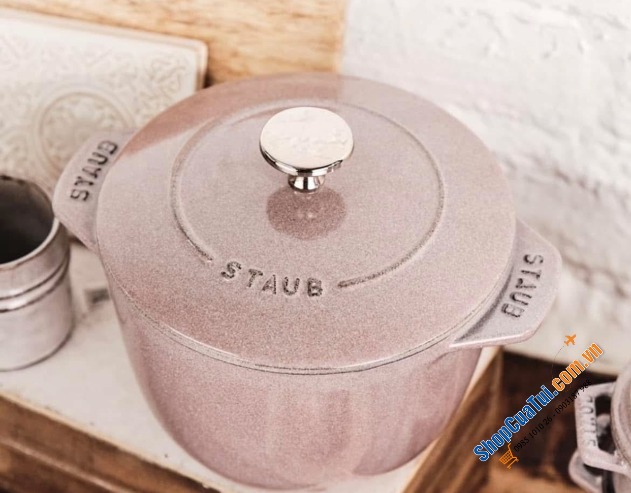 NỒI STAUB GOHAN 16 CM cherry blossom màu hoa anh đào 1,75 Lít - Made in France