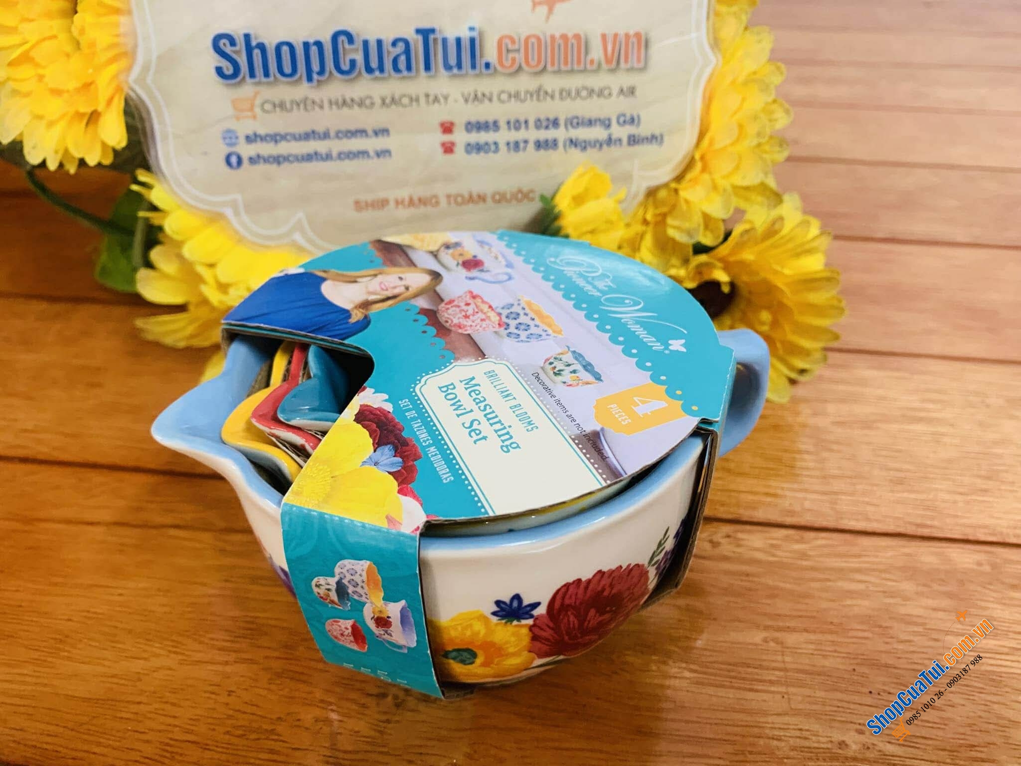 Sét ca đong 4 món The Pioneer Woman Brilliant Blooms.