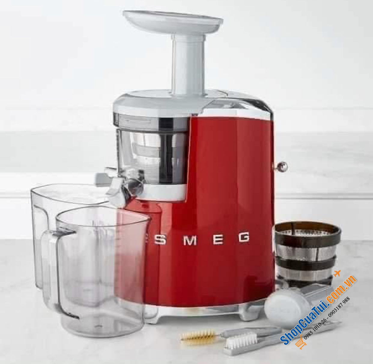 Ép chậm SMEG SJF01RDEU màu đỏ siêu đẹp.