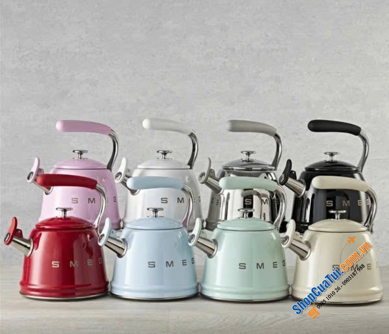 Ấm đun bếp từ Smeg 2,3L  có còi MÀU XANH - SMEG CKLW2001PG 2.3LT WHISTLING KETTLE PASTEL GREEN