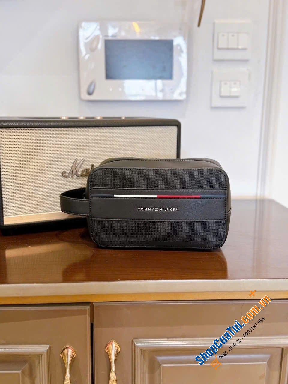 Túi cốp Tommy Classic Signature Dopp Kit.