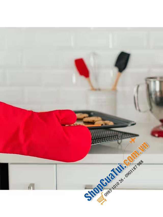 GĂNG TAY BỎ LÒ LE CREUSET CAO CẤP MẦU ĐỎ.