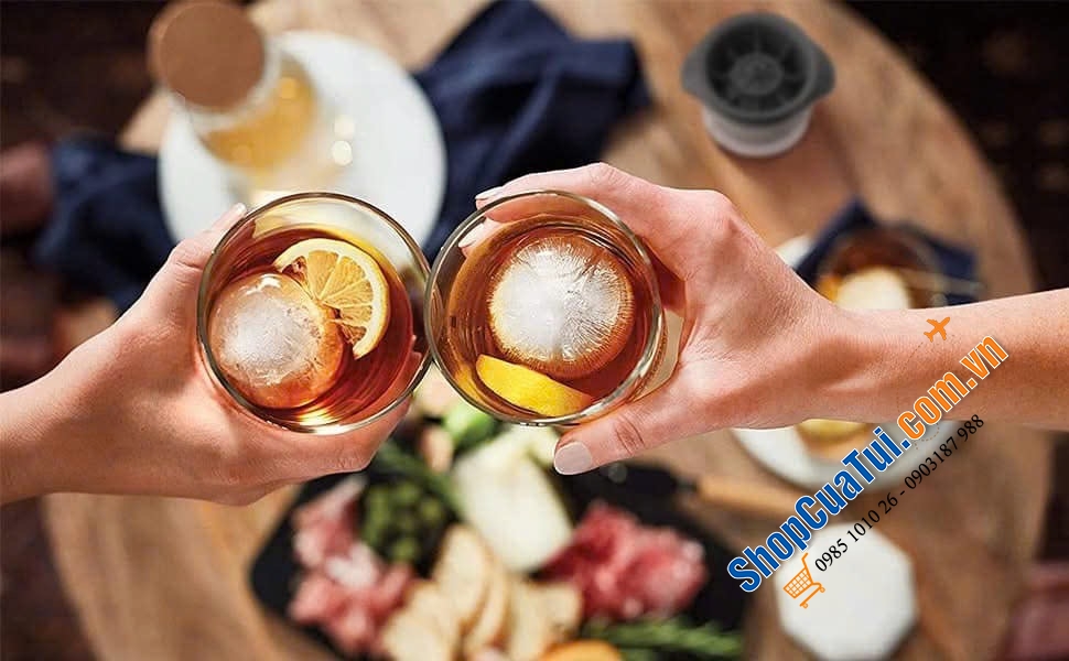 Sét 2 khay làm đá viên tròn cỡ lớn Generic.